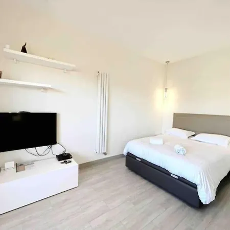 Il Gioiello : 2 Pers, Clim, Piscine, Parking Apartmán Antibes