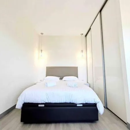 Il Gioiello : 2 Pers, Clim, Piscine, Parking