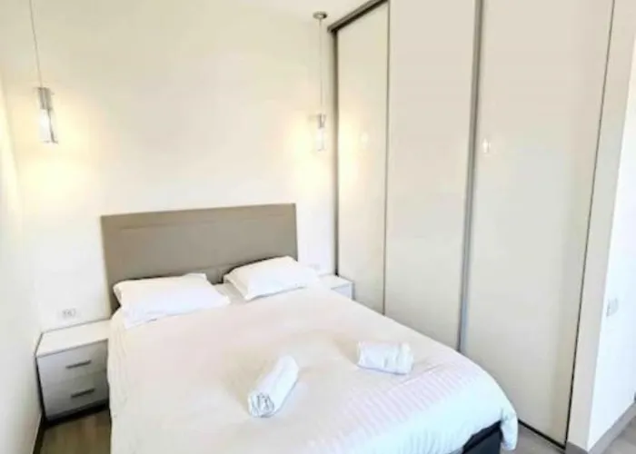 Il Gioiello : 2 Pers, Clim, Piscine, Parking Διαμέρισμα *